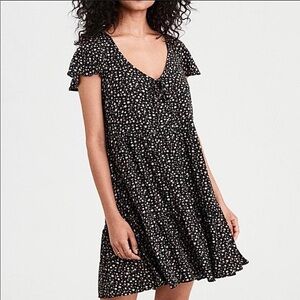 American Eagle Outfitters Women's Black and Cream Dress